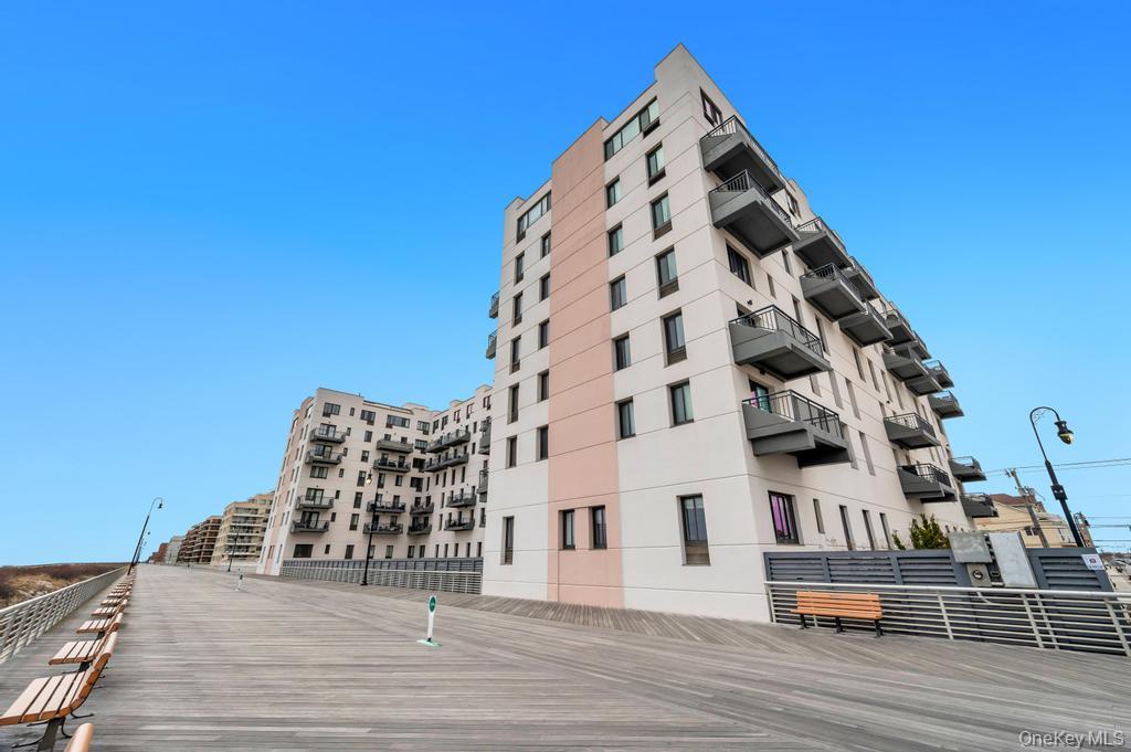 100 W Broadway Unit: 2Bb