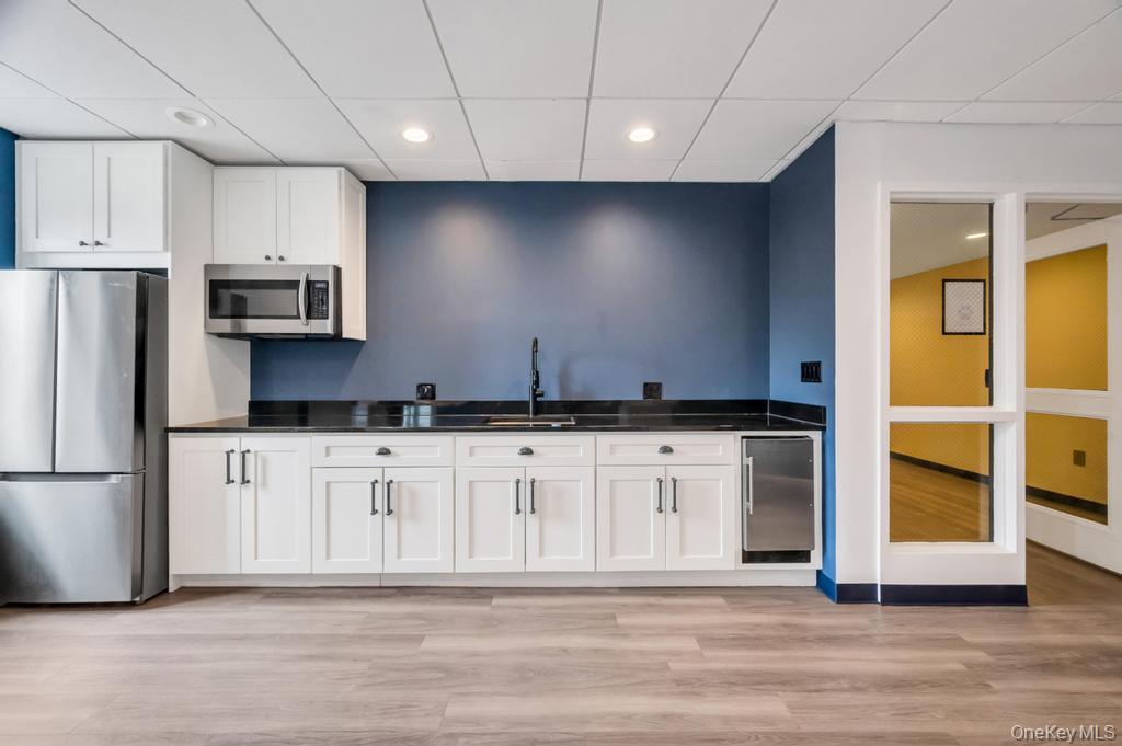 100 W Broadway Unit: 2Bb