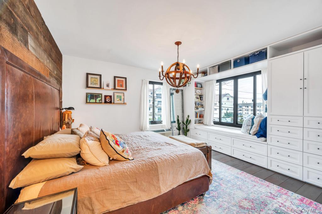 100 W Broadway Unit: 2Bb