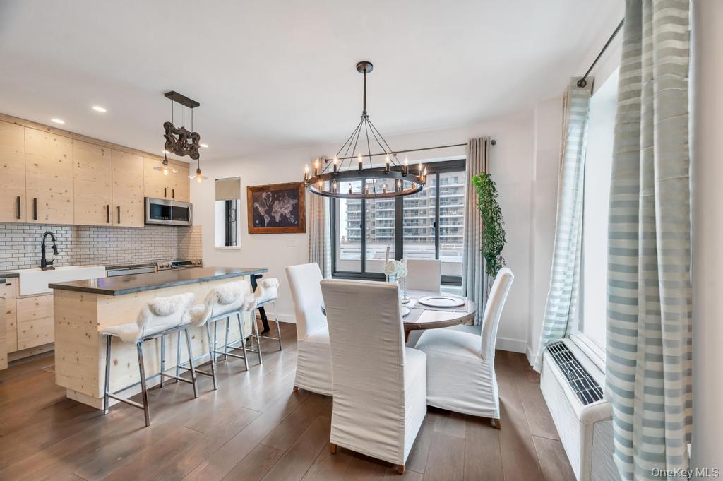 100 W Broadway Unit: 2Bb