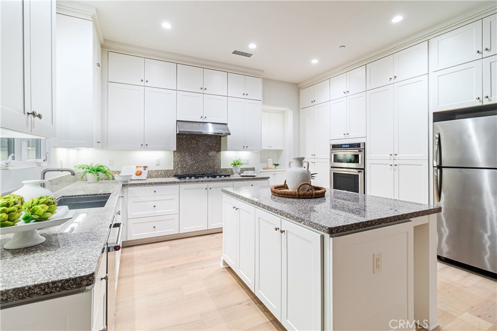 194 Villa Ridge