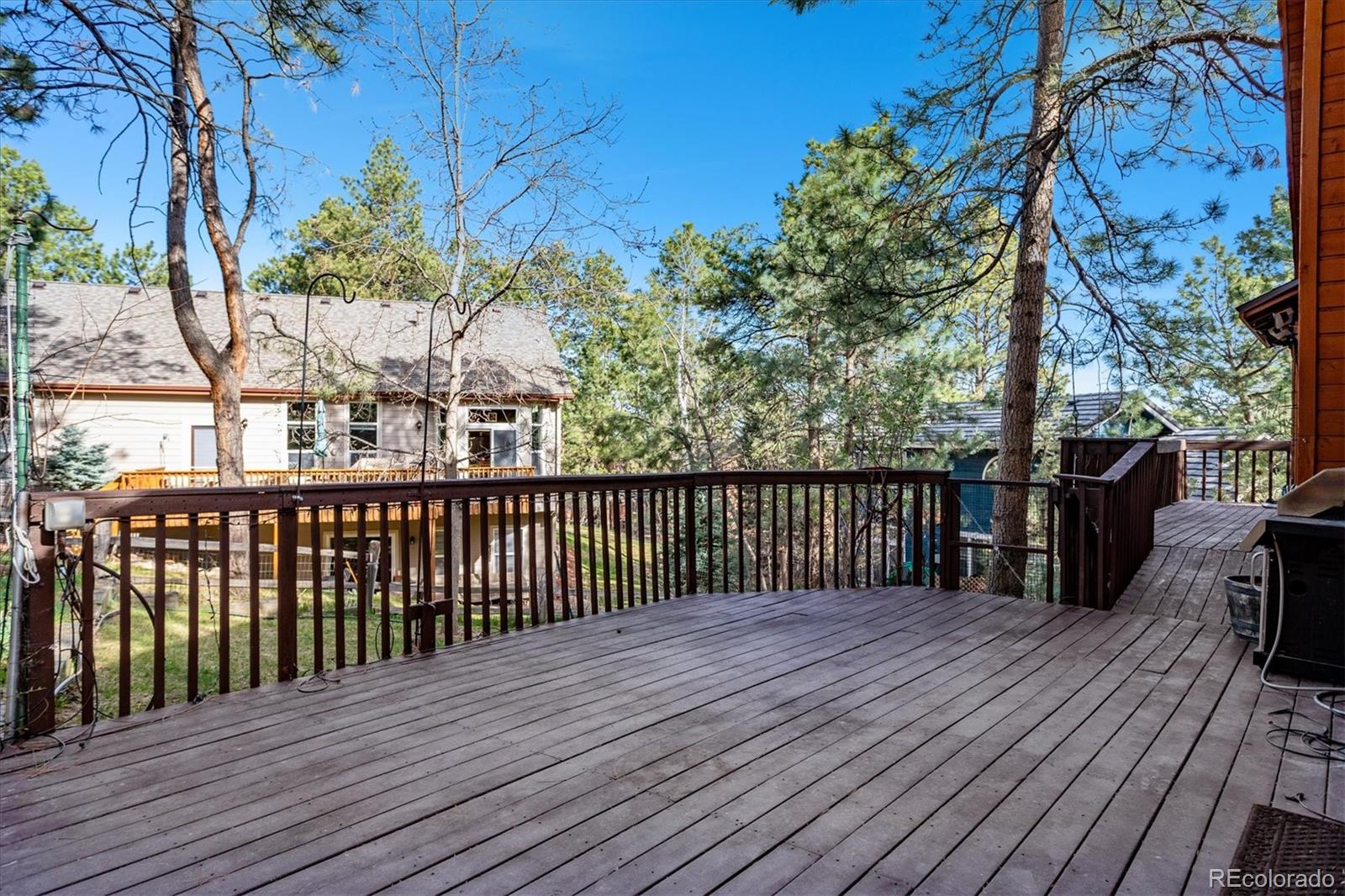 5985 Ponderosa Way