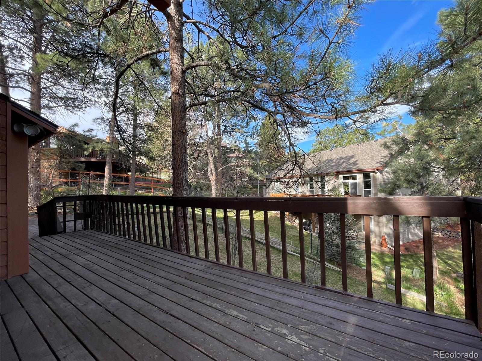 5985 Ponderosa Way