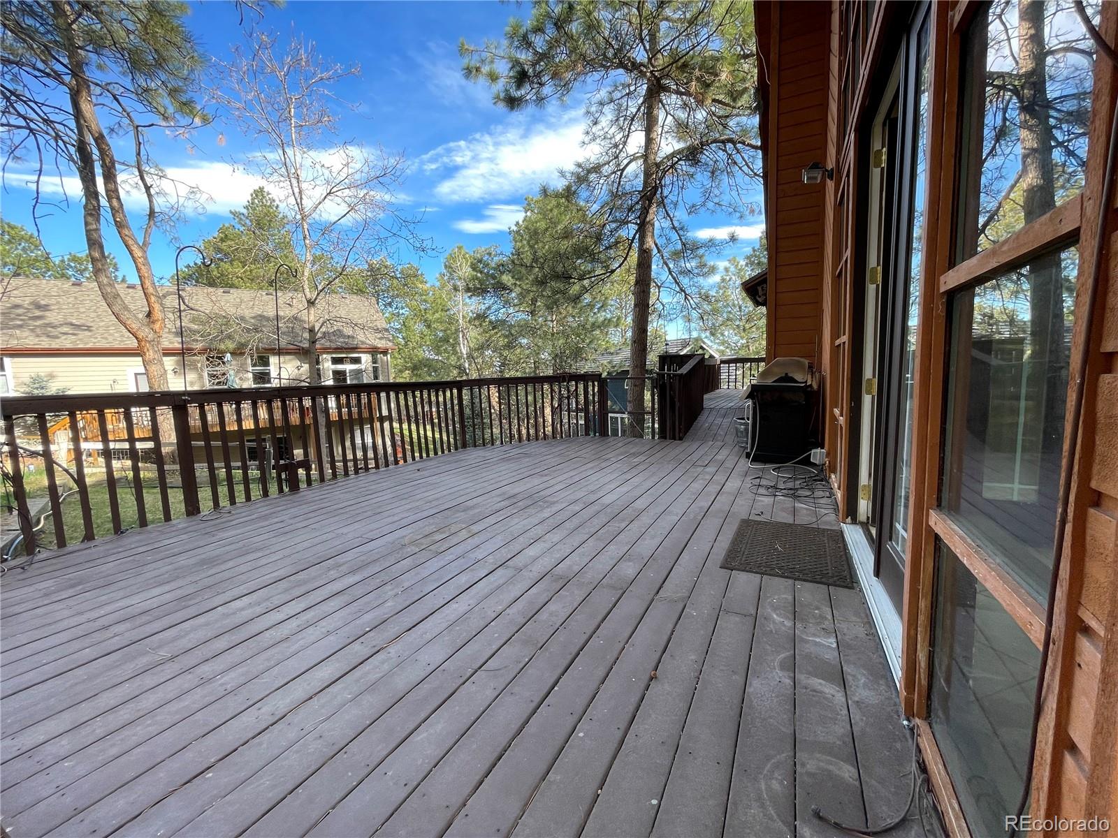 5985 Ponderosa Way