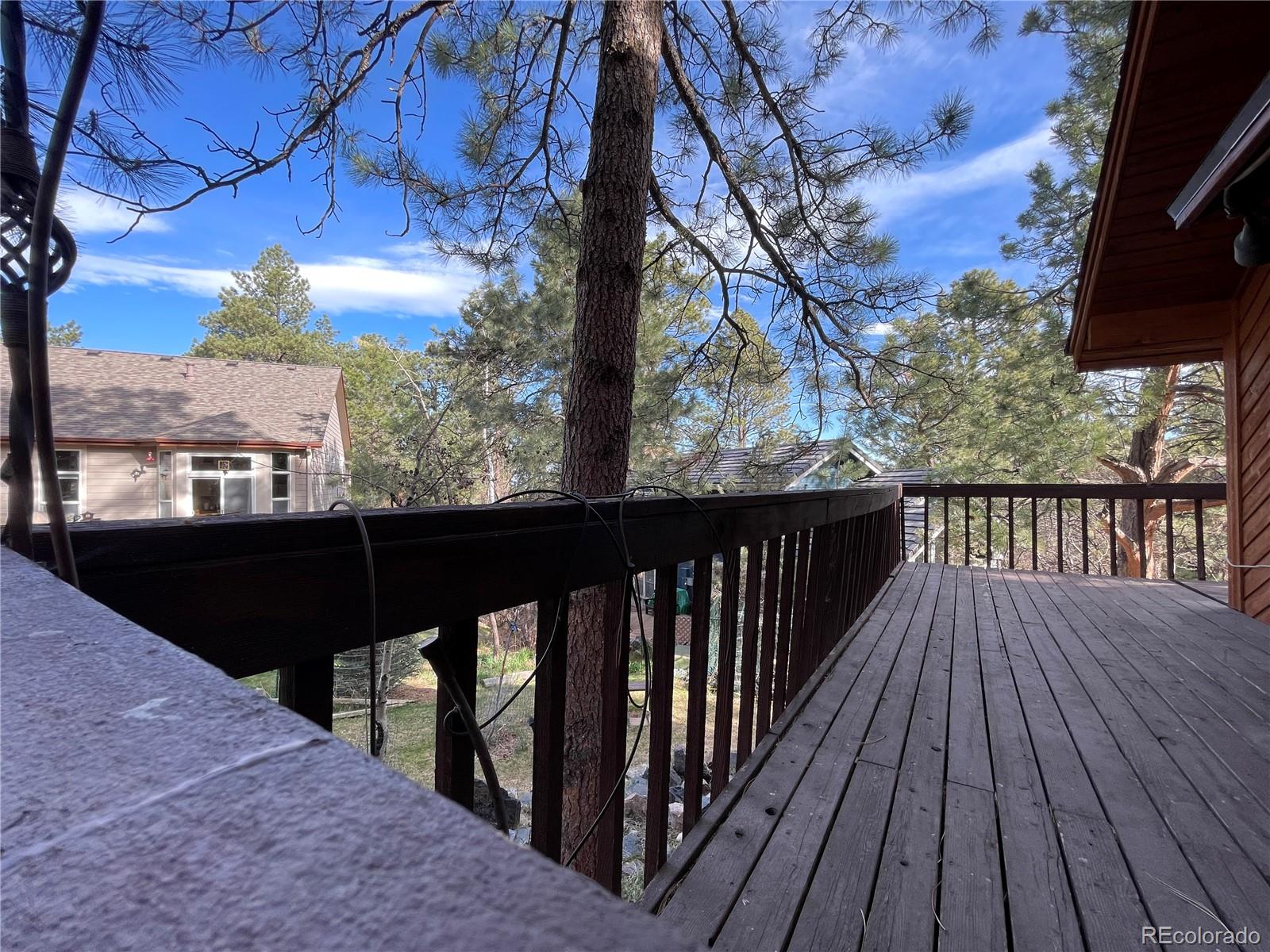 5985 Ponderosa Way