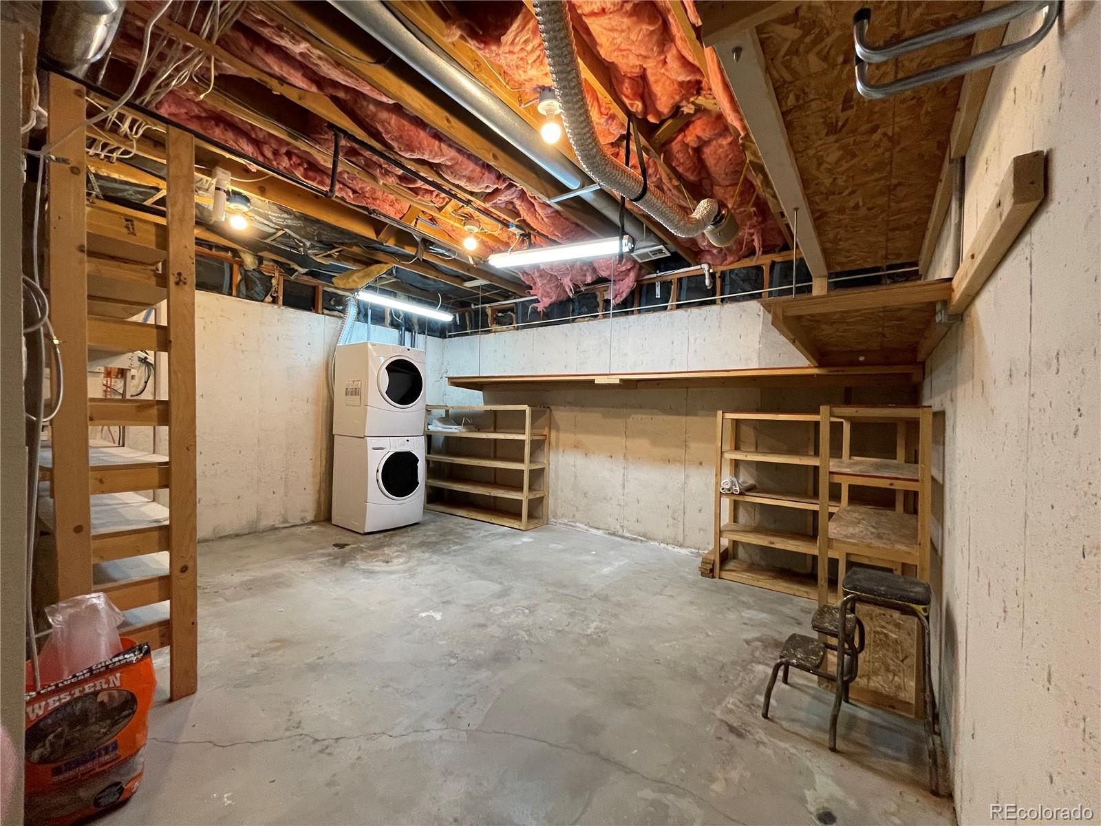 5985 Ponderosa Way