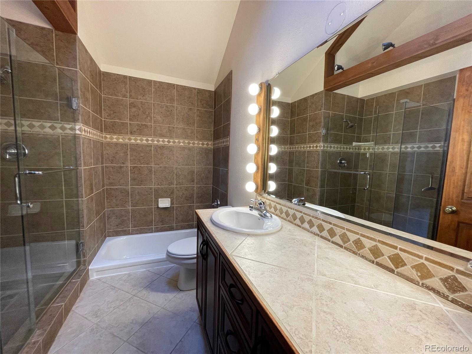 5985 Ponderosa Way
