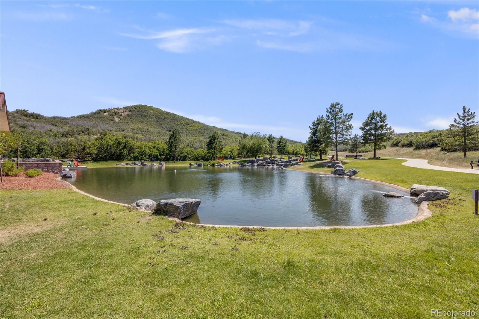 2746 Deerfoot Way