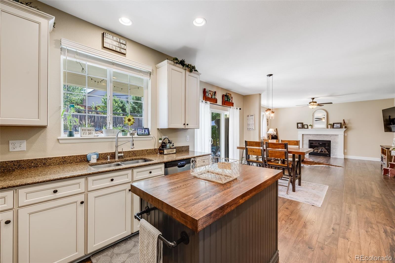 2746 Deerfoot Way
