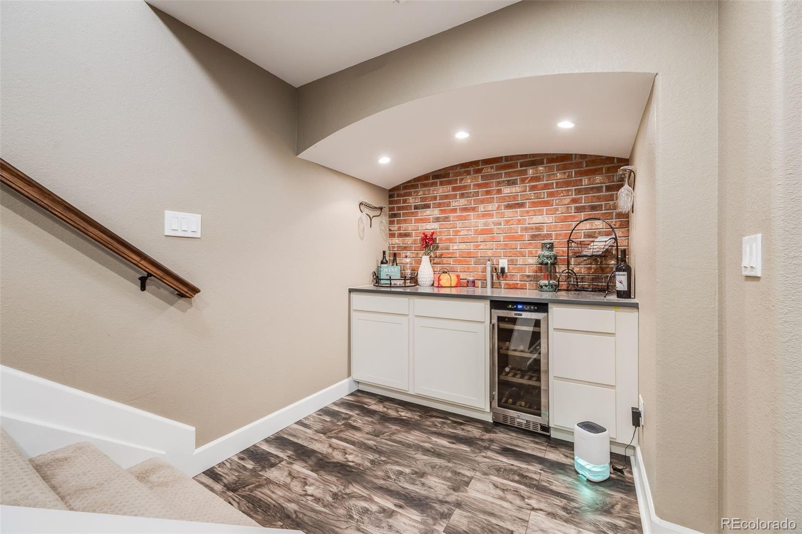 2746 Deerfoot Way