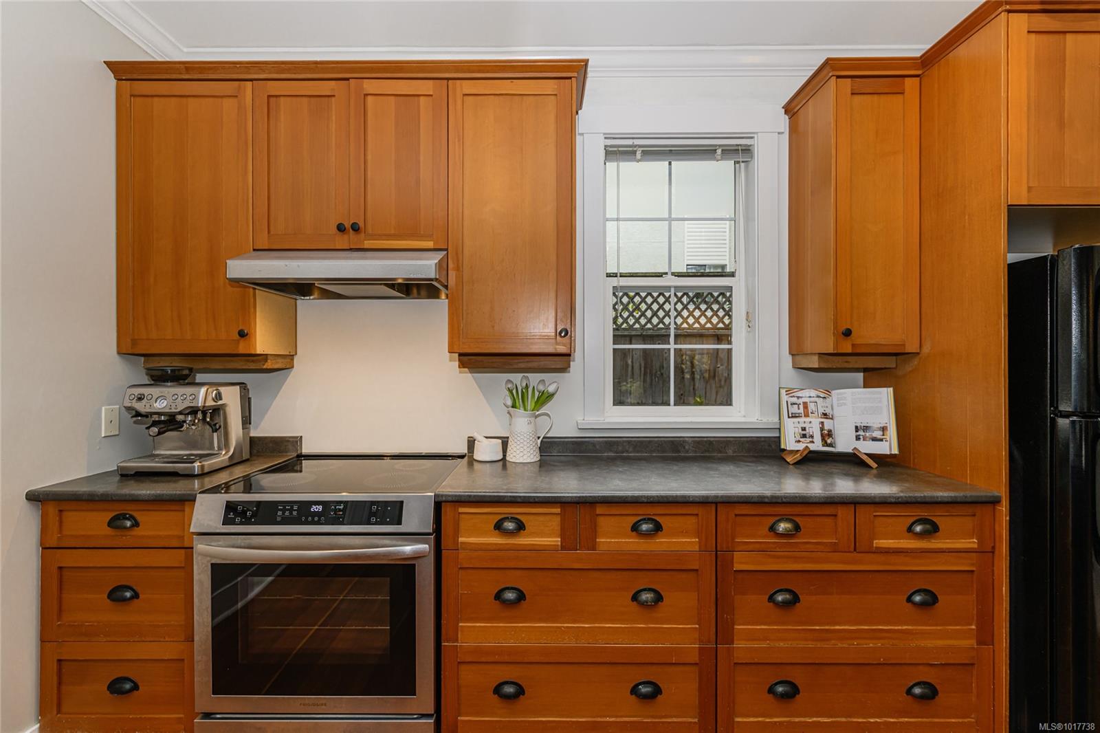 2738 Fifth St # 1, Victoria Unit: 1