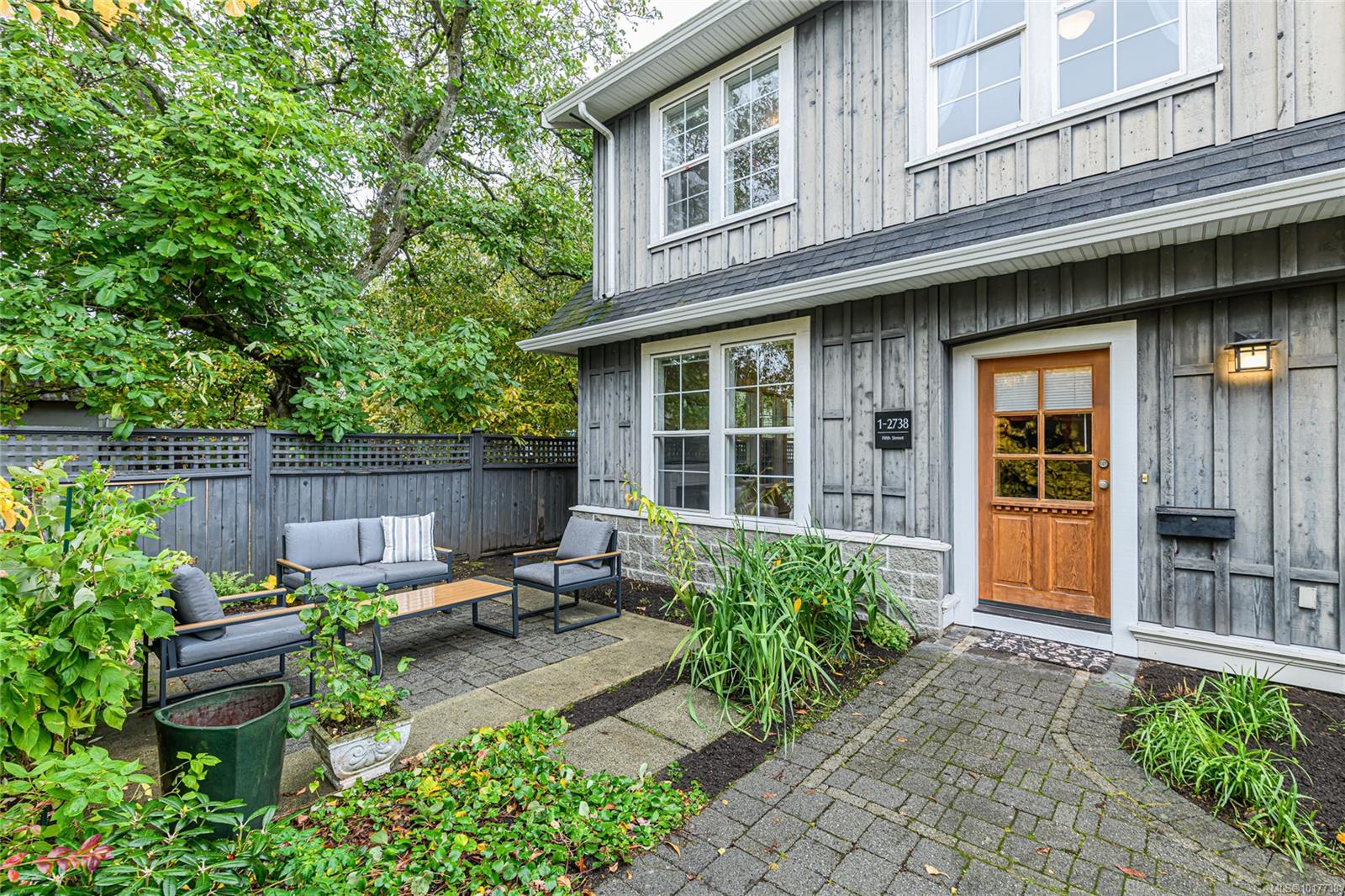 2738 Fifth St # 1, Victoria Unit: 1