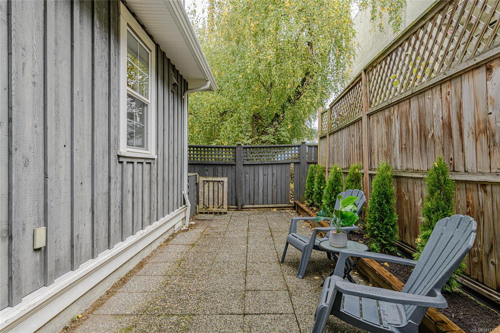 2738 Fifth St # 1, Victoria Unit: 1