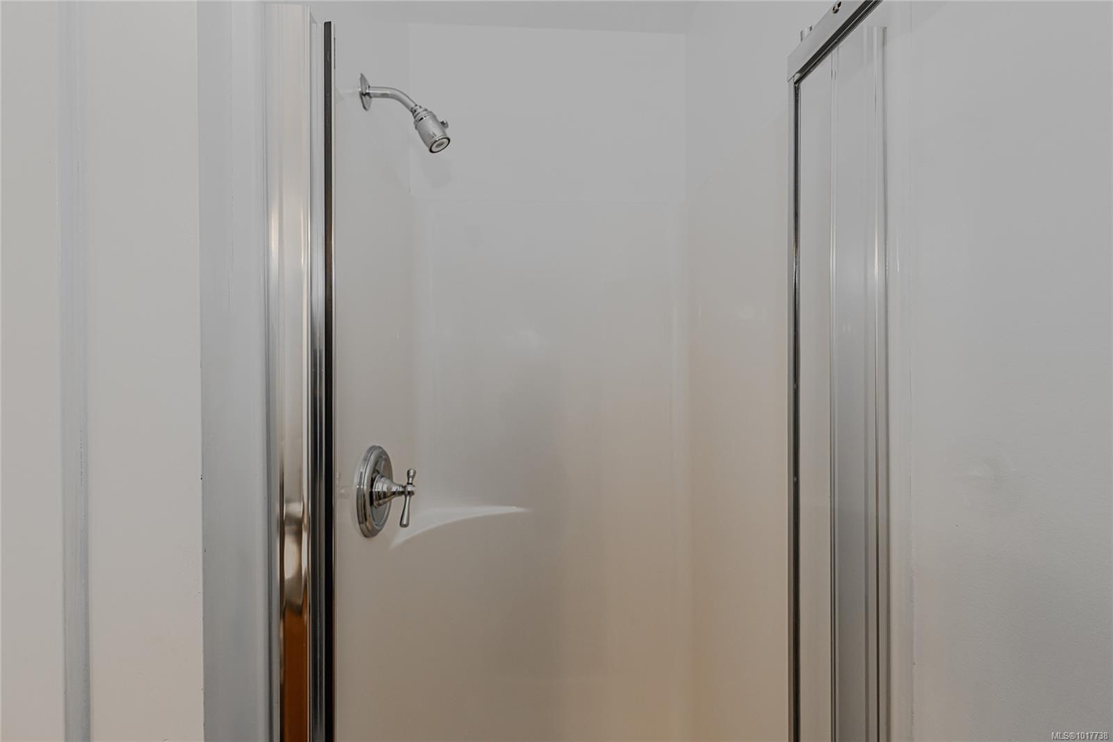 2738 Fifth St # 1, Victoria Unit: 1