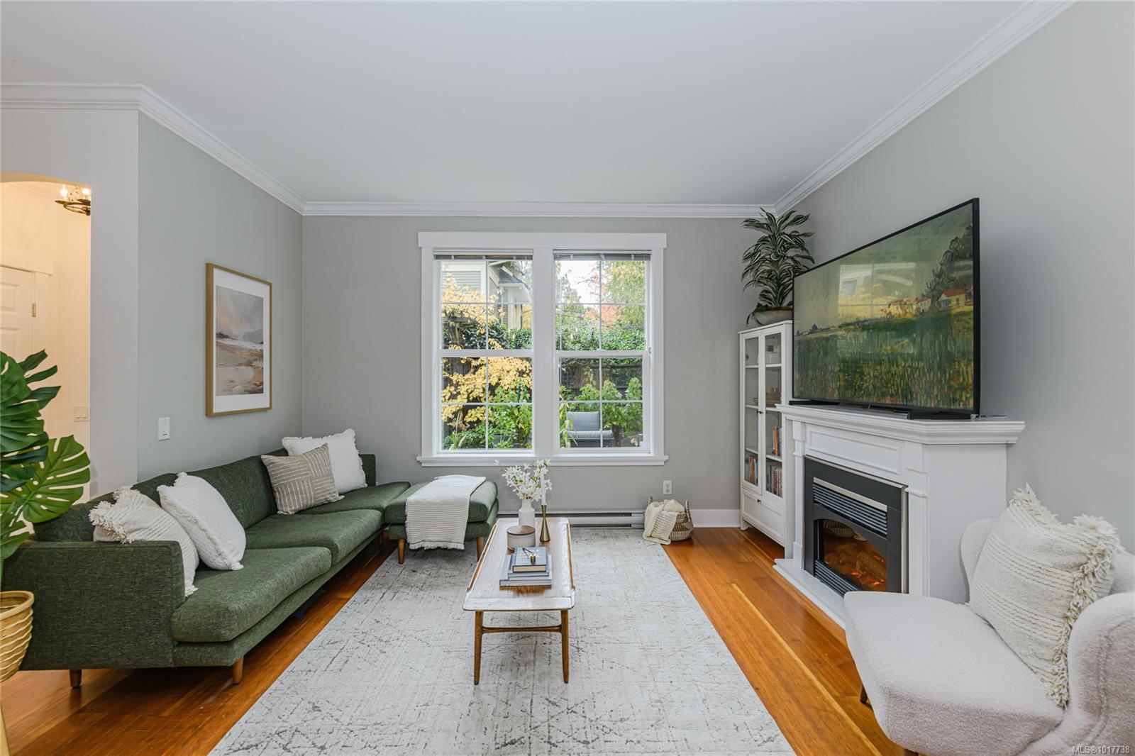 2738 Fifth St # 1, Victoria Unit: 1