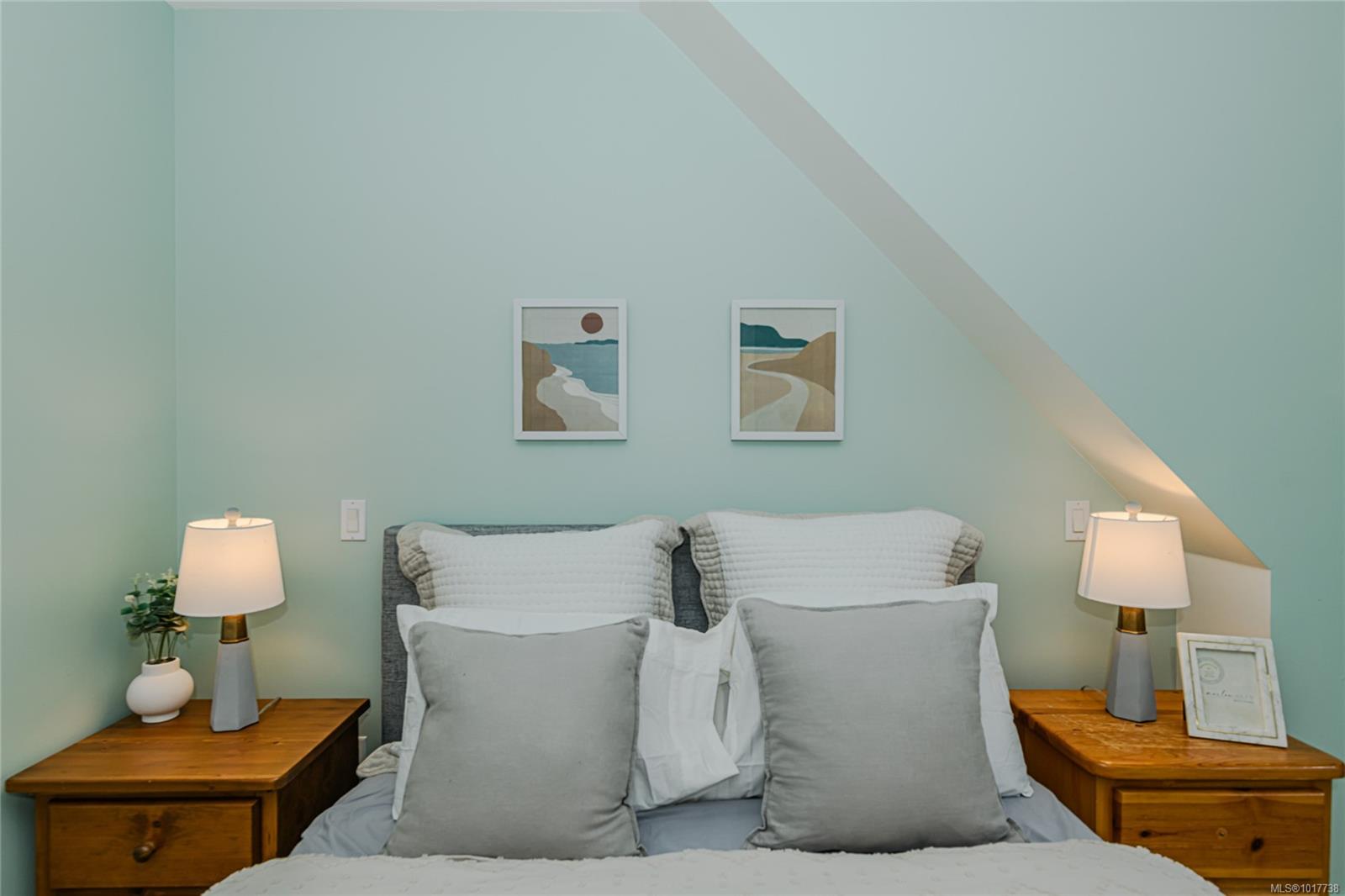 2738 Fifth St # 1, Victoria Unit: 1