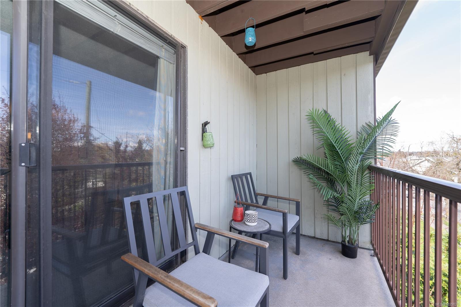 1655 Begbie St # 312