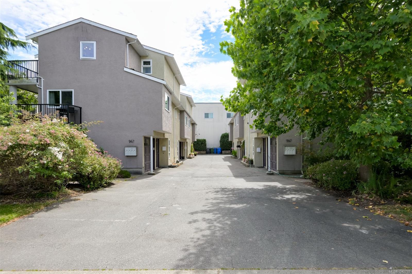 947 Caledonia Ave #7
