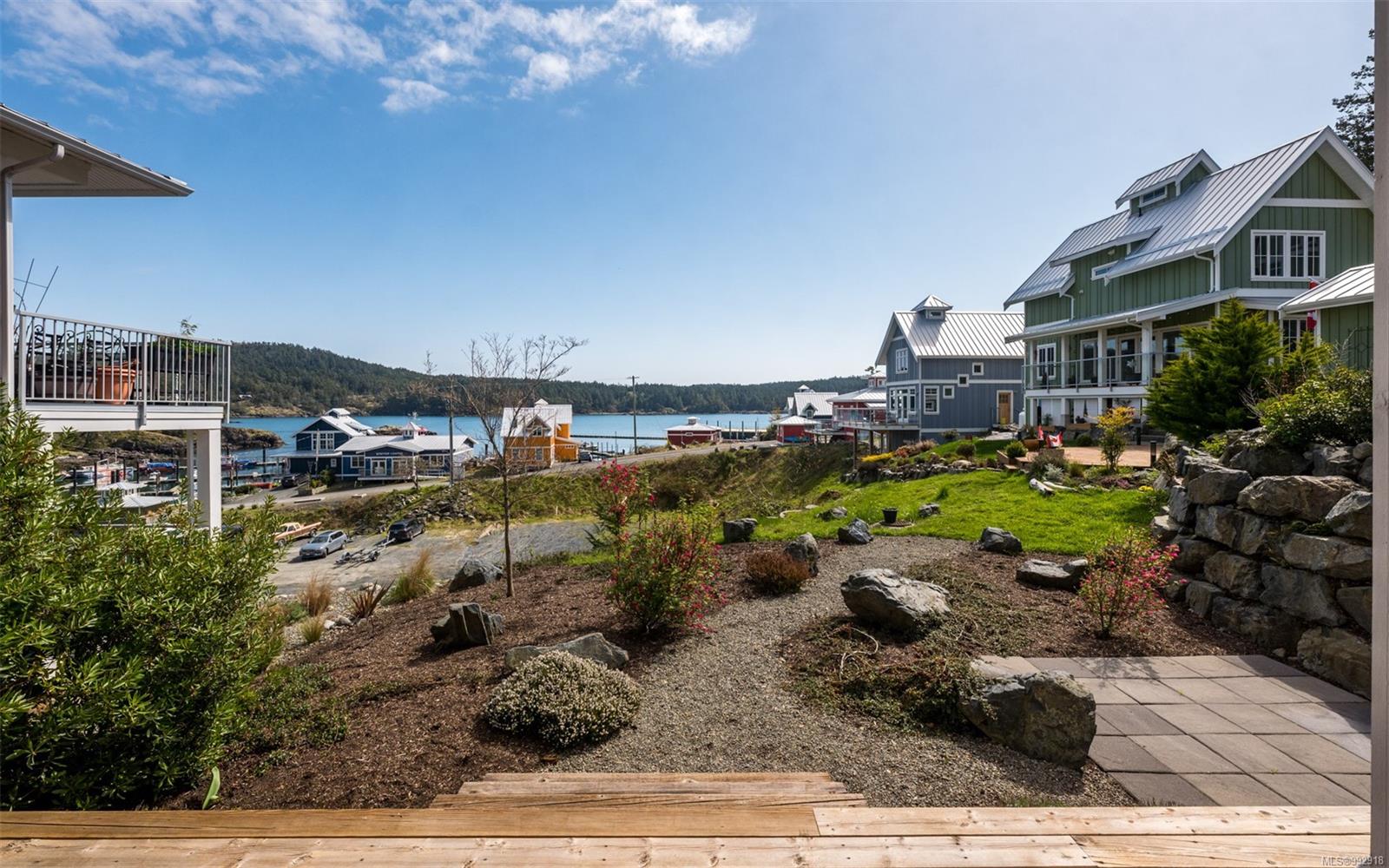 133 Hilltop Cres
