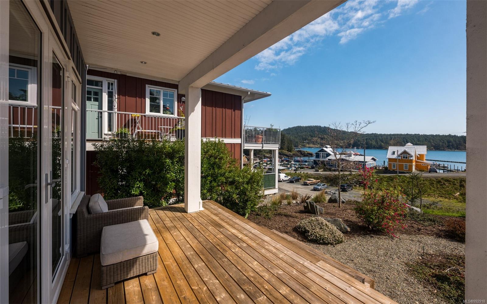 133 Hilltop Cres