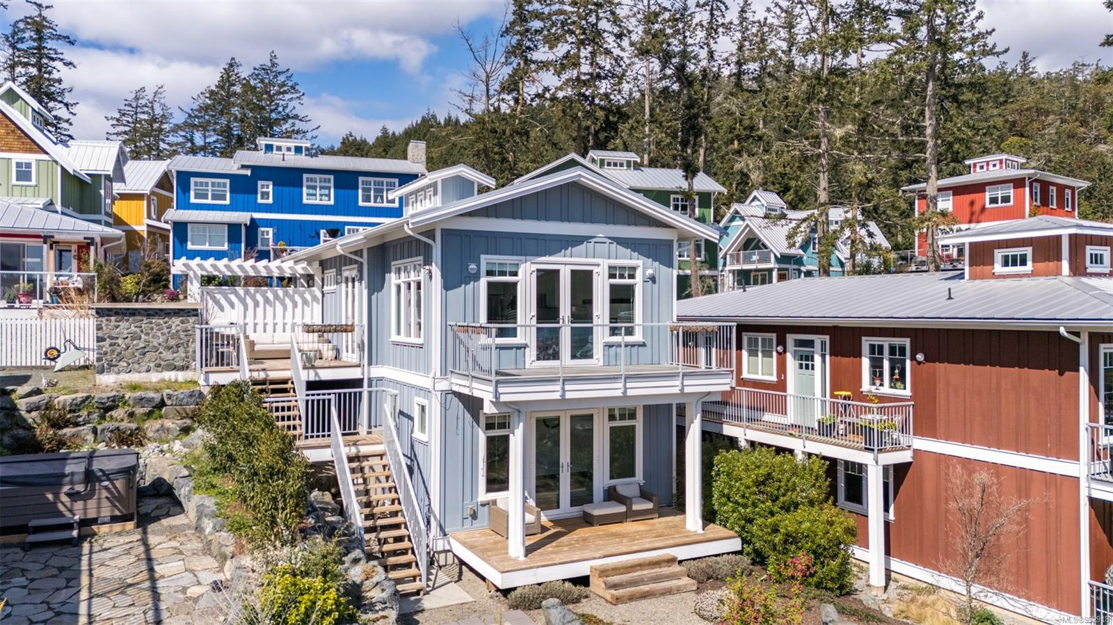 133 Hilltop Cres