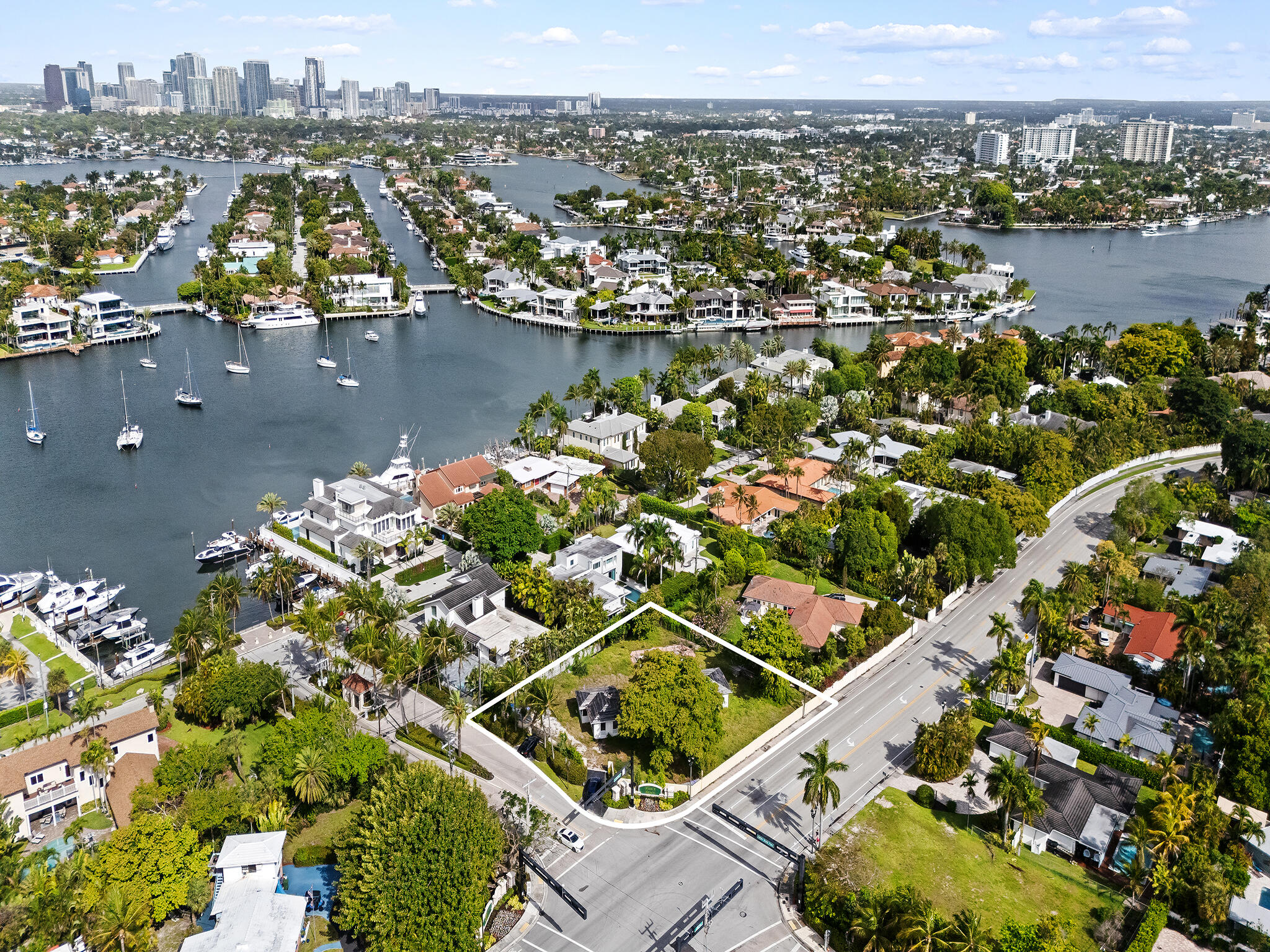 2681 Harbor Beach Parkway