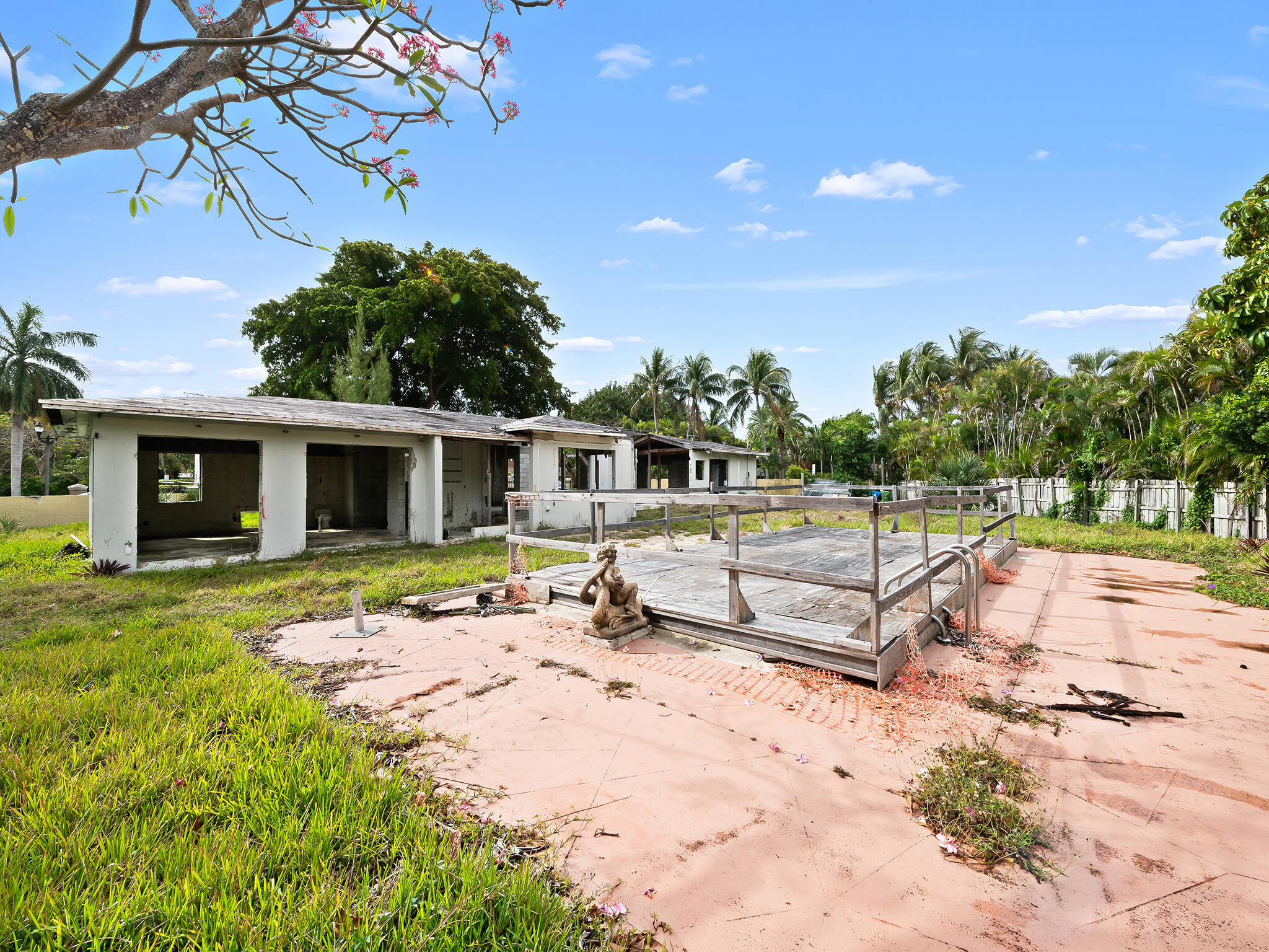 2681 Harbor Beach Parkway