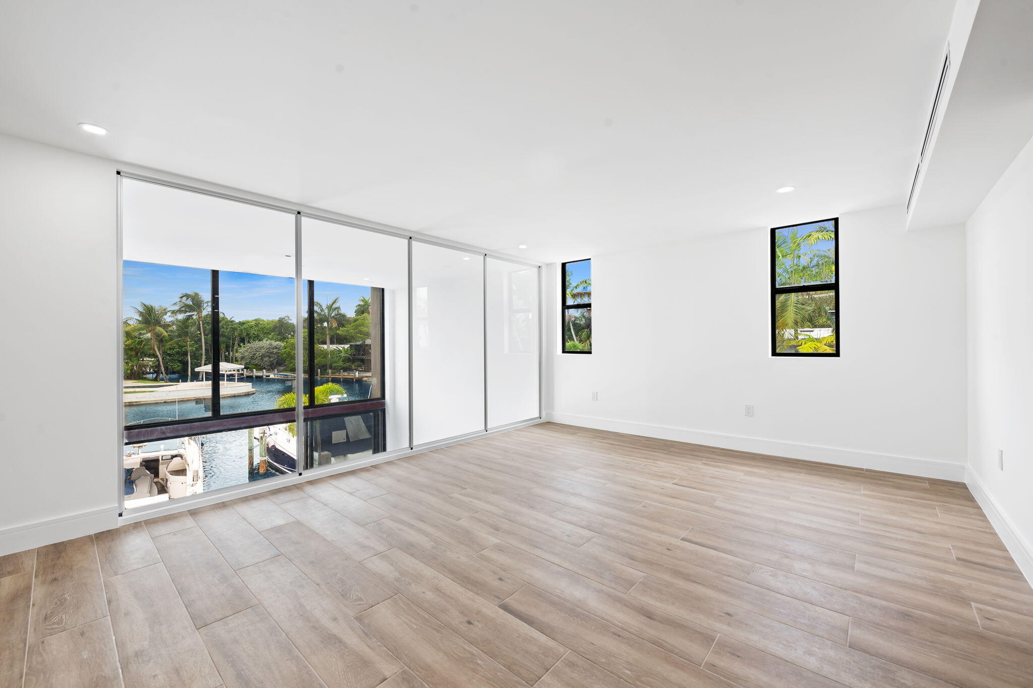 321 Hendricks Isle