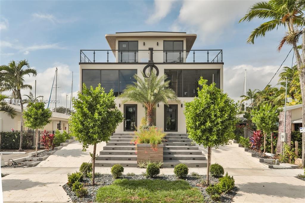 321 Hendricks Isle