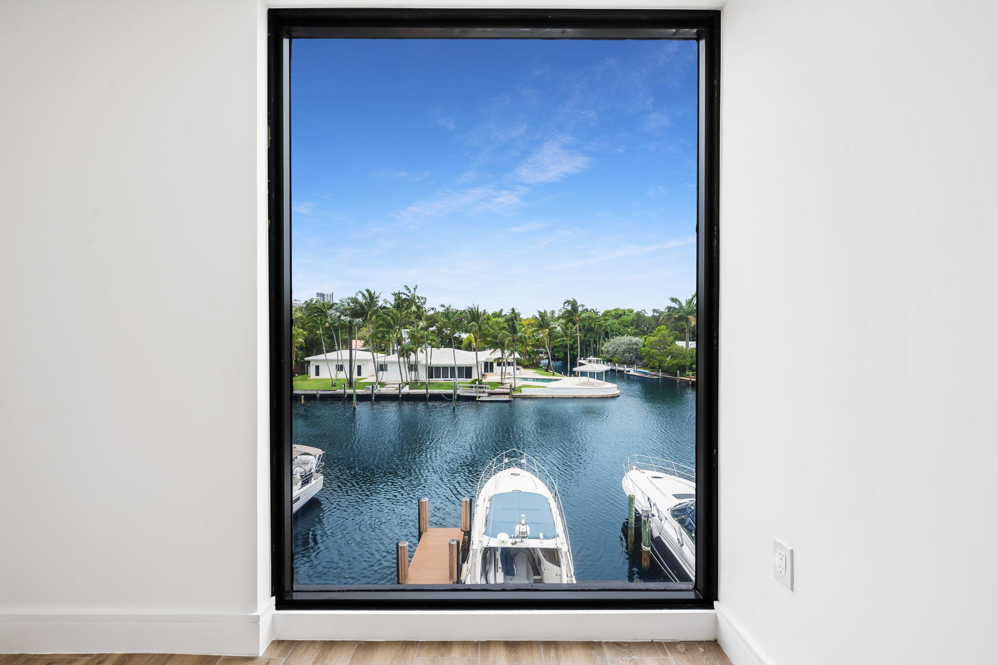 321 Hendricks Isle