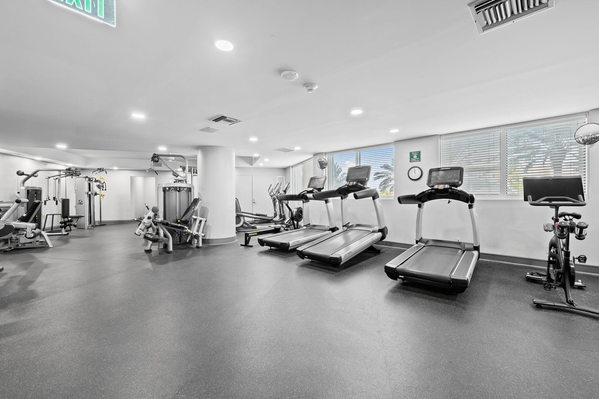 3200 N OCEAN Boulevard 307