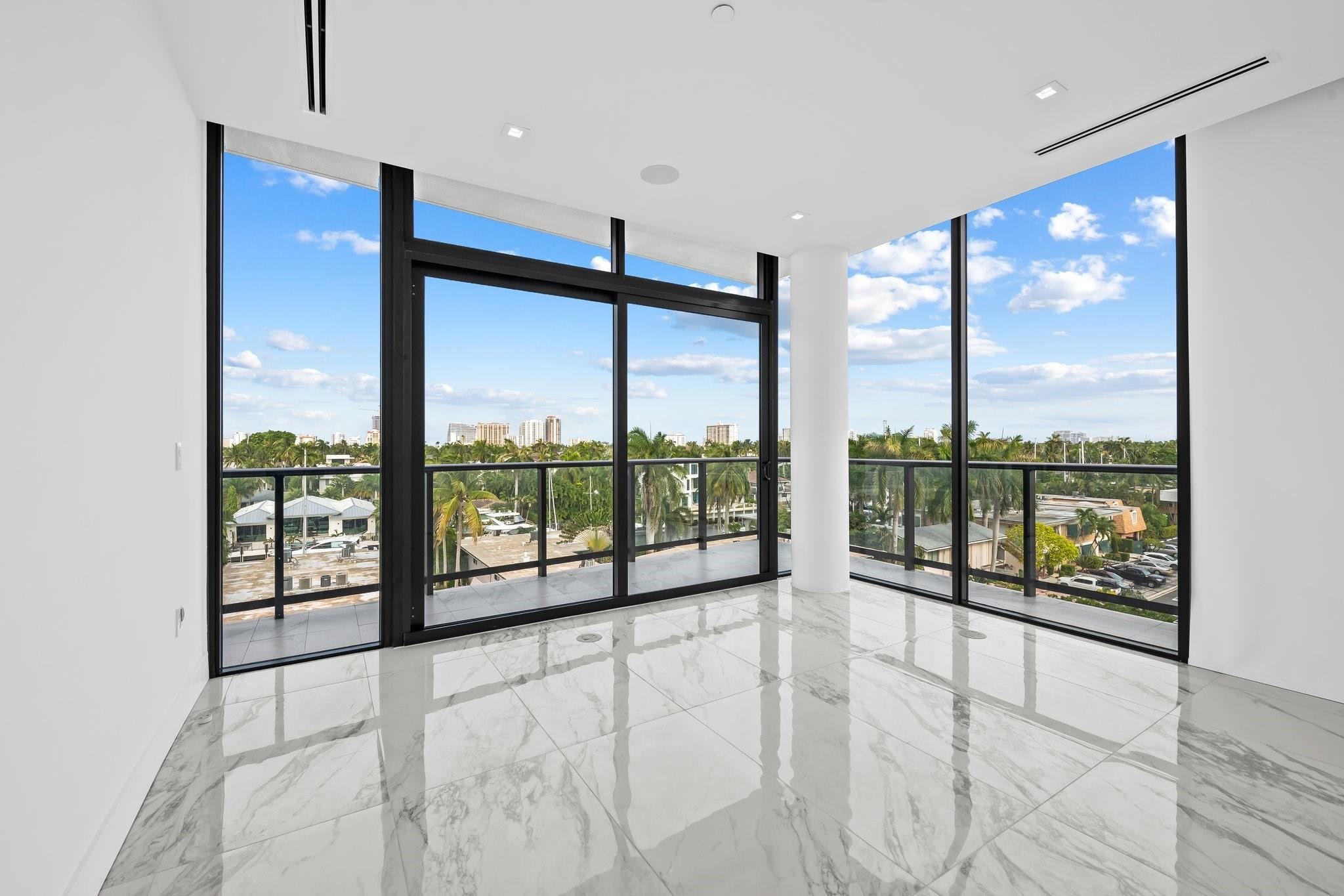 141 W Isle Of Venice Dr PH-S