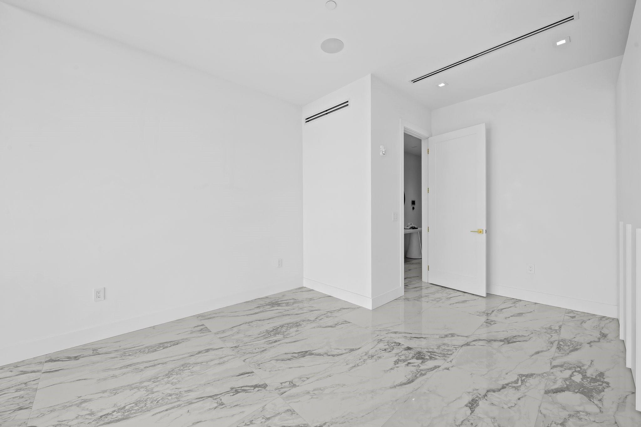 141 W Isle Of Venice Dr PH-S