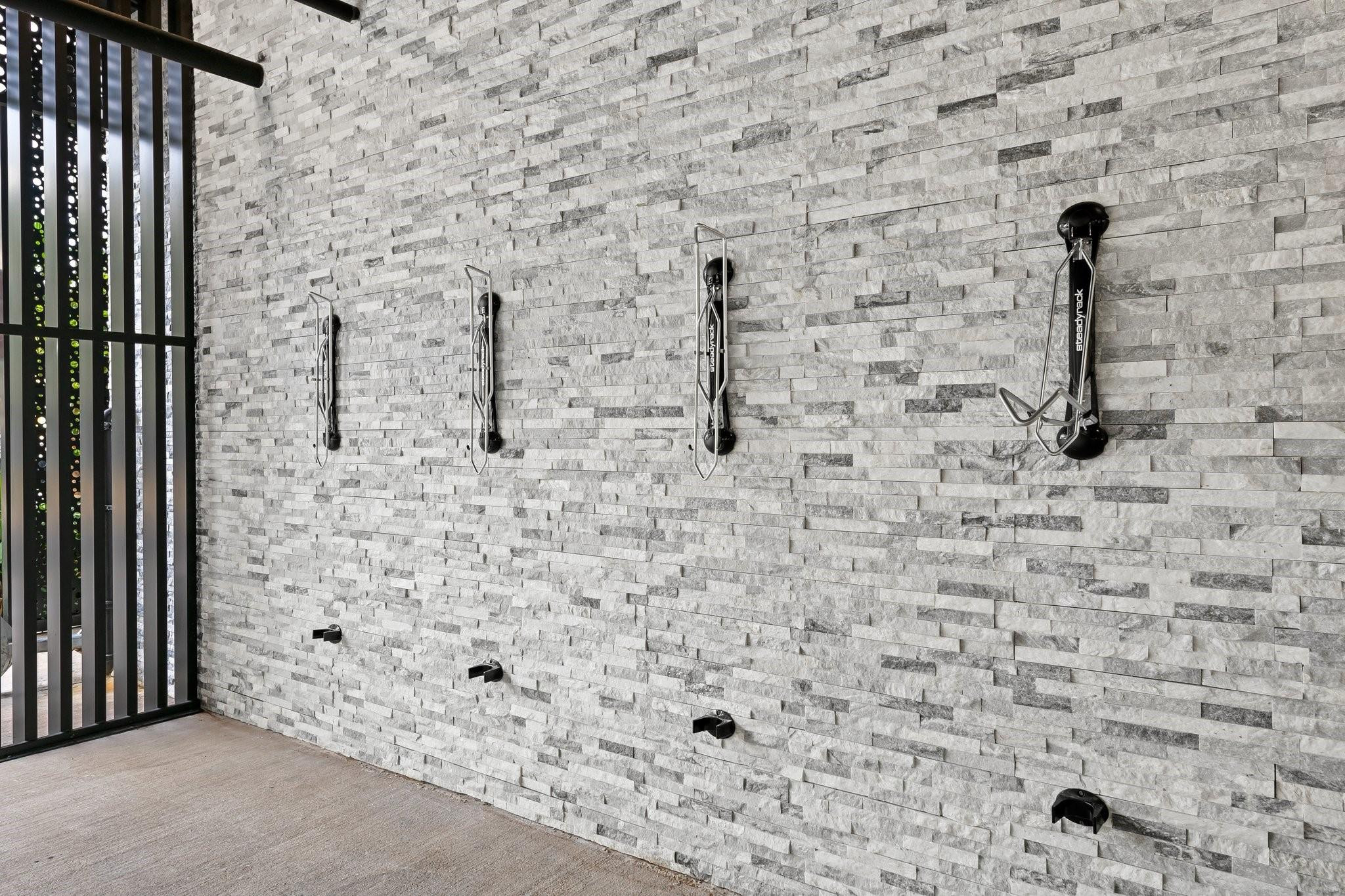 141 W Isle Of Venice Dr PH-S