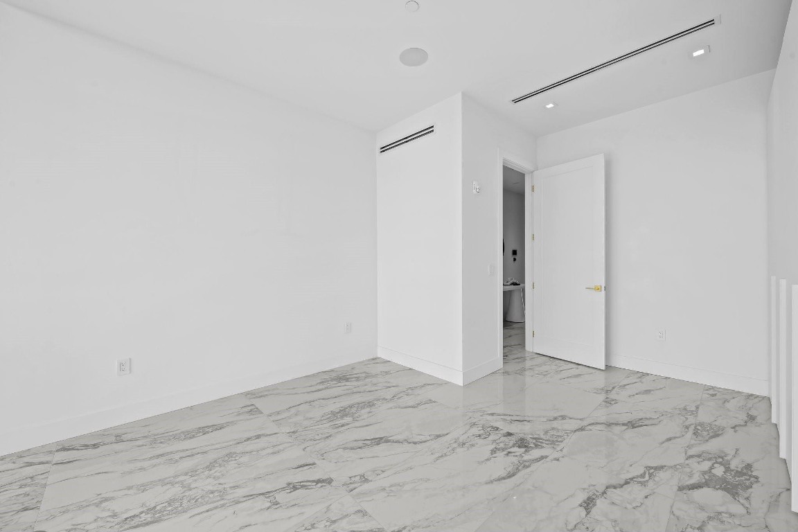 141 W Isle Of Venice Dr PH-S