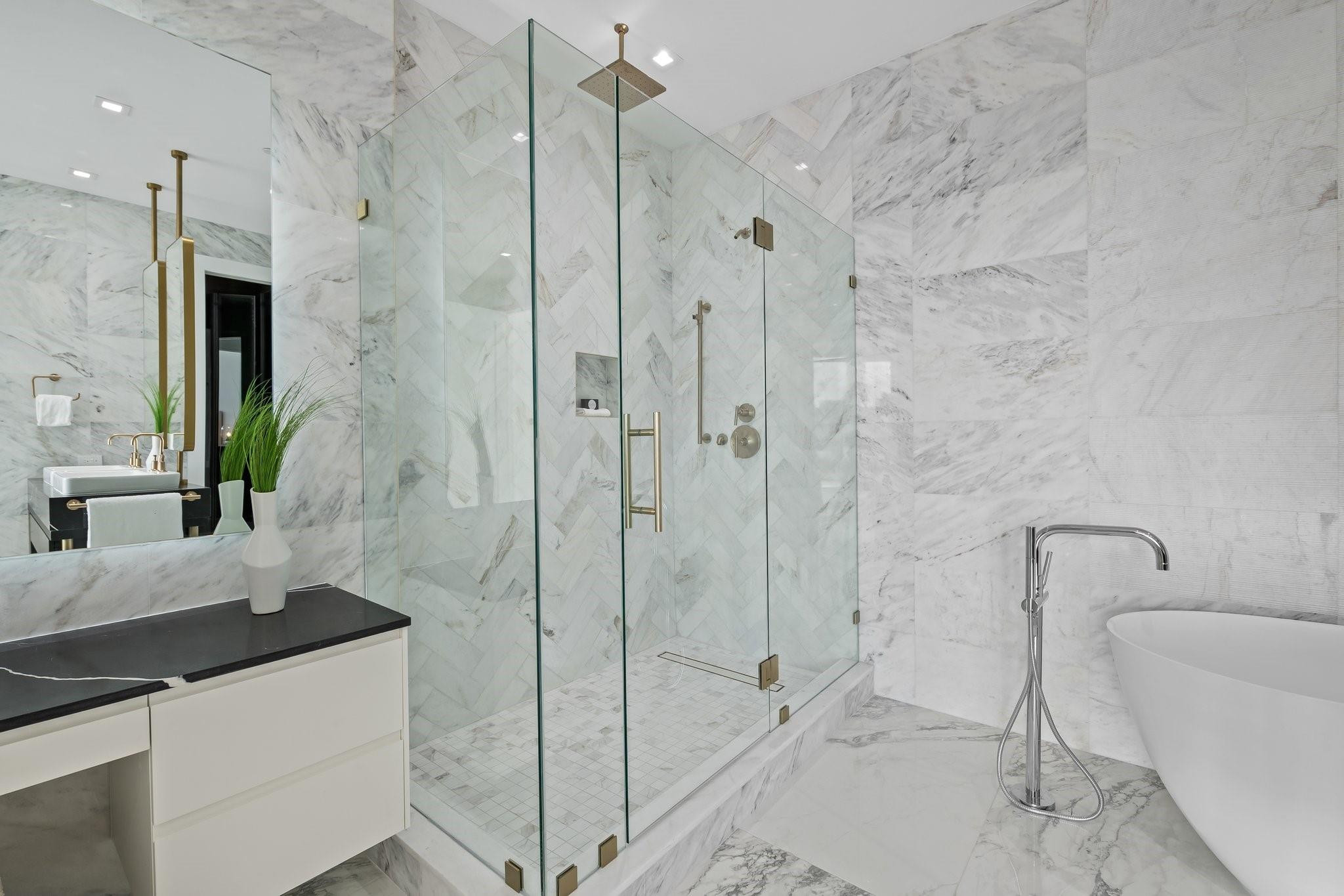 141 W Isle Of Venice Dr PH-S