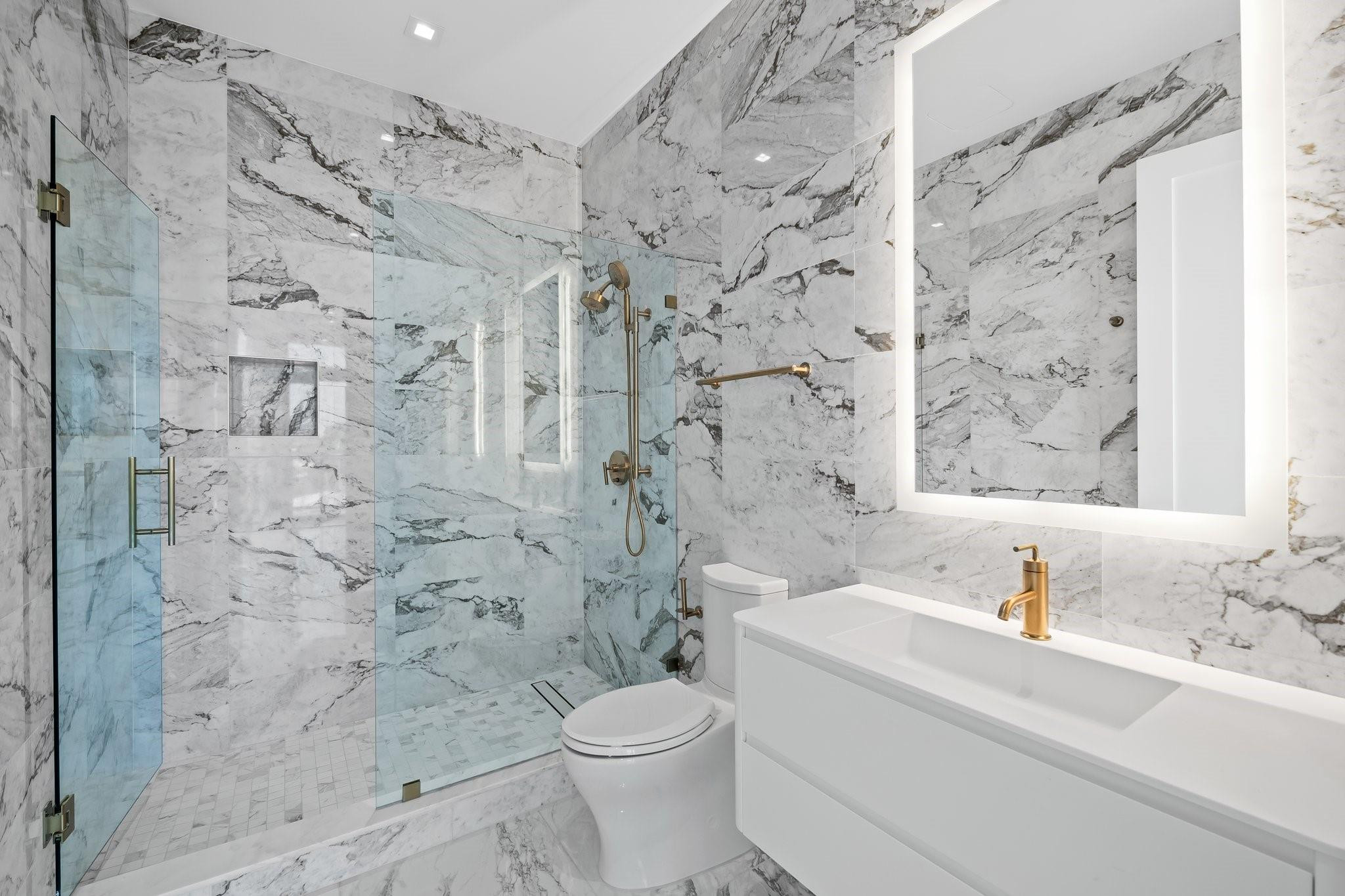 141 W Isle Of Venice Dr PH-S