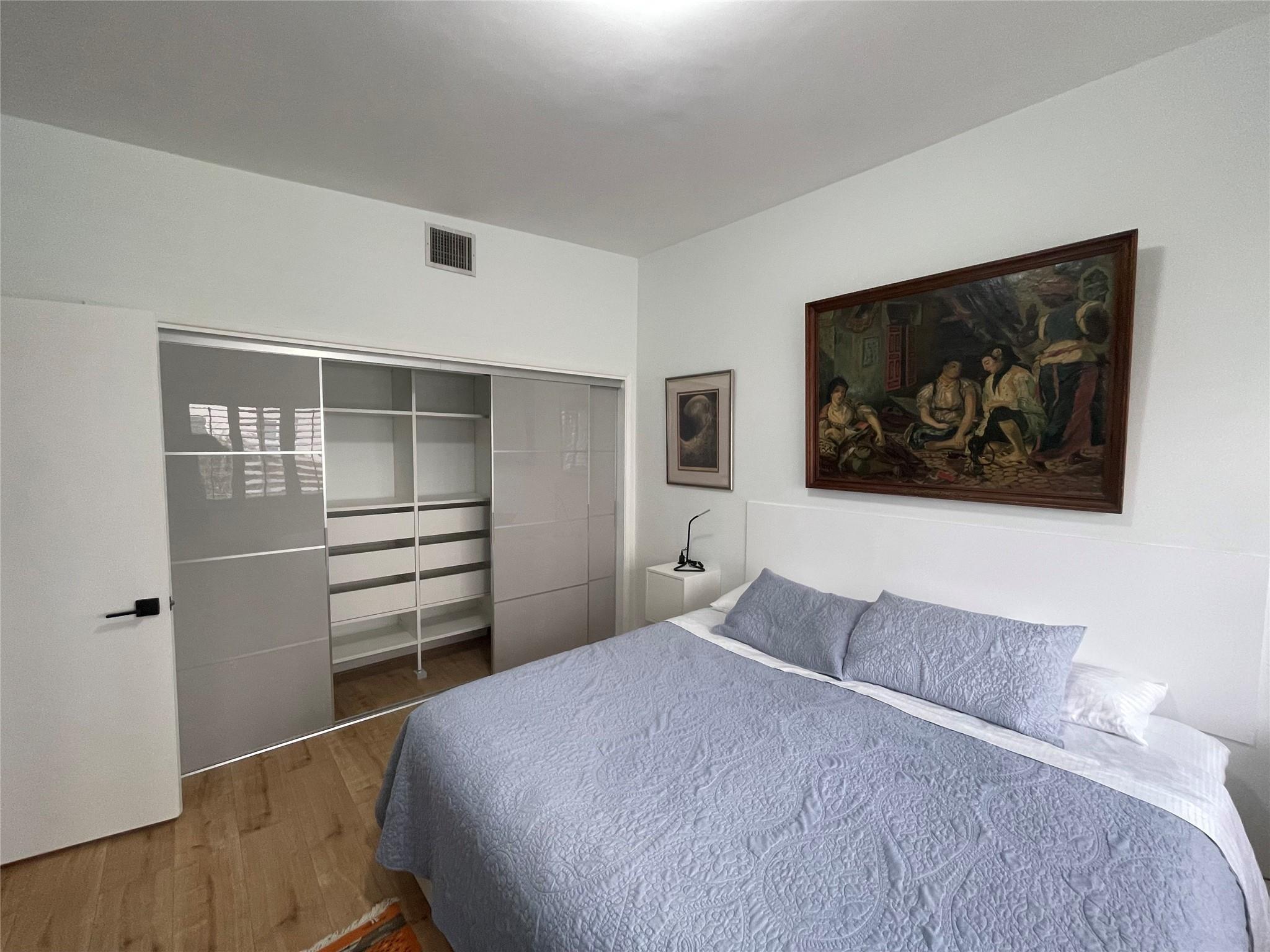 425 Bayshore Drive