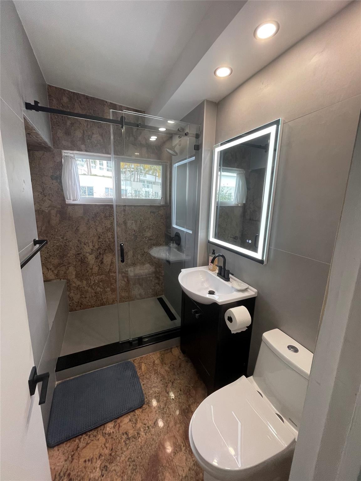 425 Bayshore Drive 40