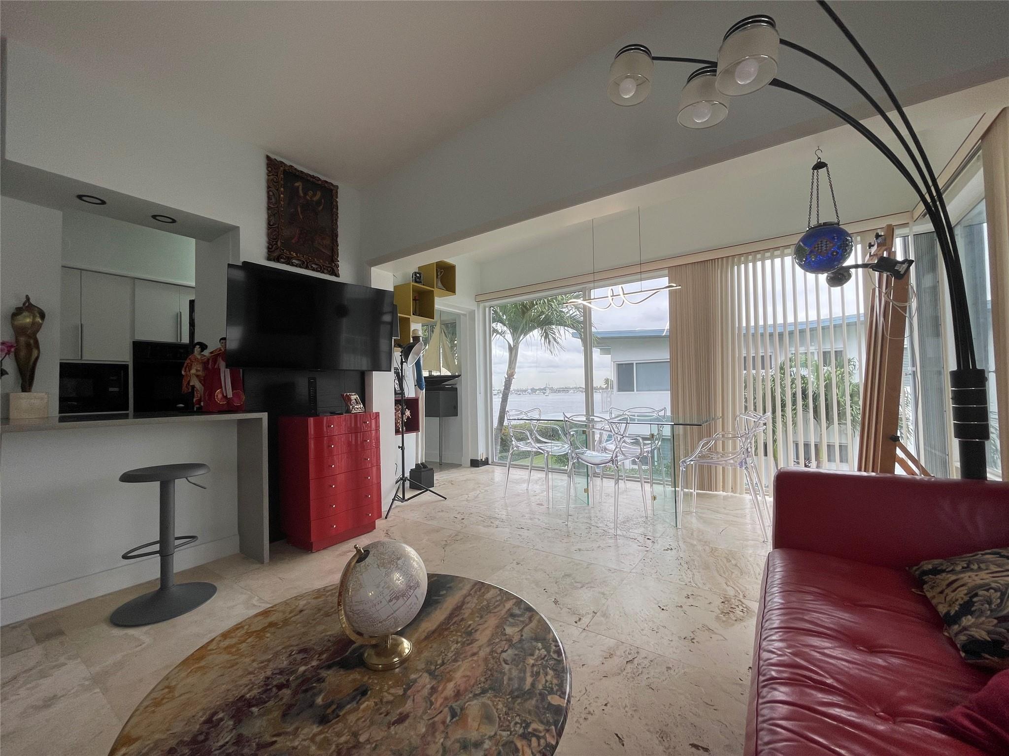 425 Bayshore Drive 40