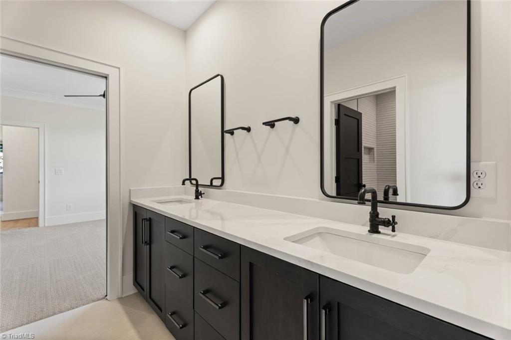 1823 Chanterelle Court, Winston-Salem