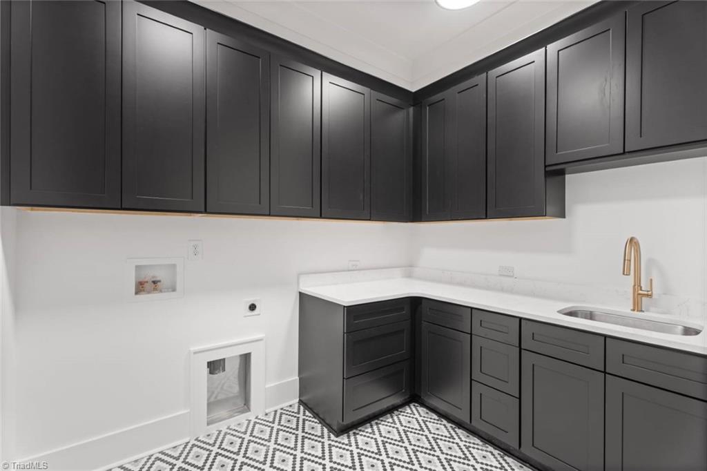 1823 Chanterelle Court, Winston-Salem