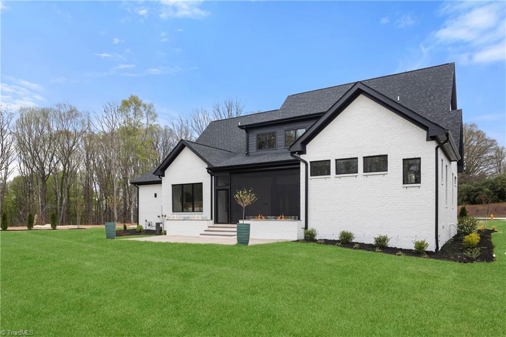 1823 Chanterelle Court, Winston-Salem