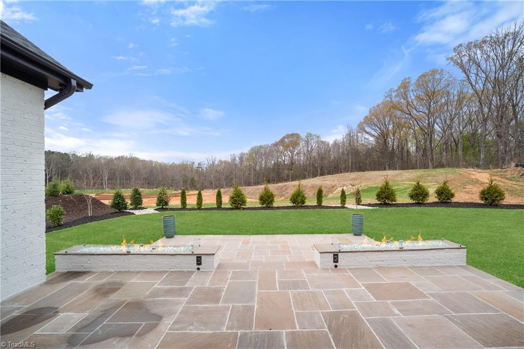 1823 Chanterelle Court, Winston-Salem