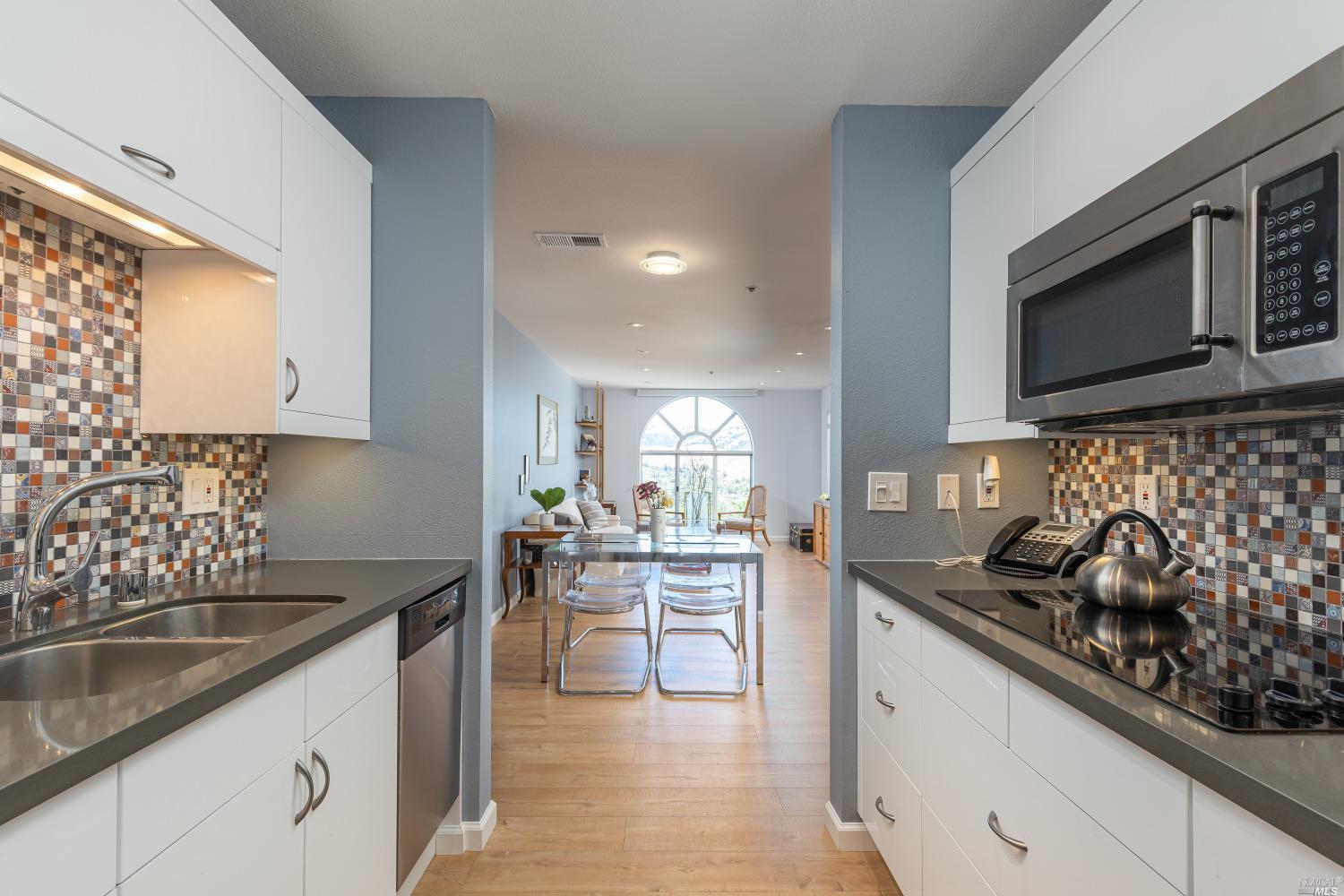 100 Thorndale Drive Unit: 440