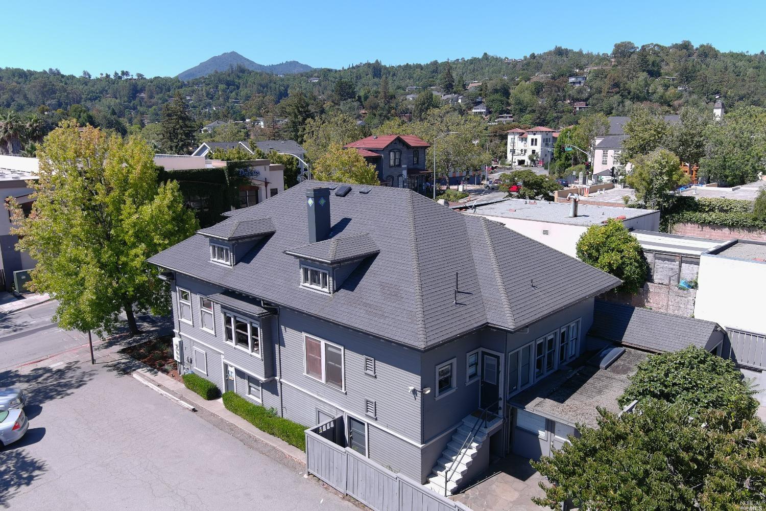 1410 Third Street