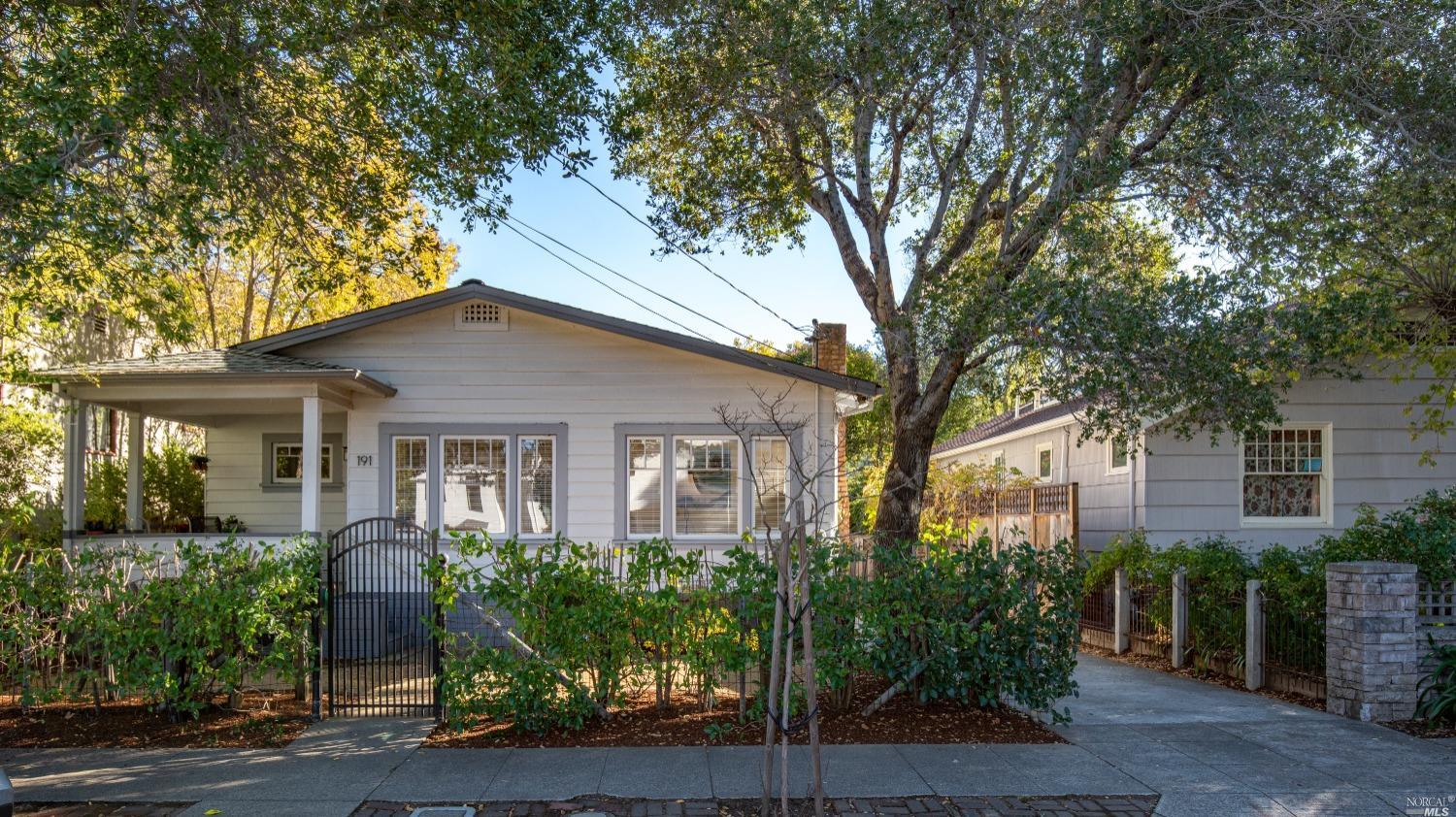 191 Tunstead Avenue