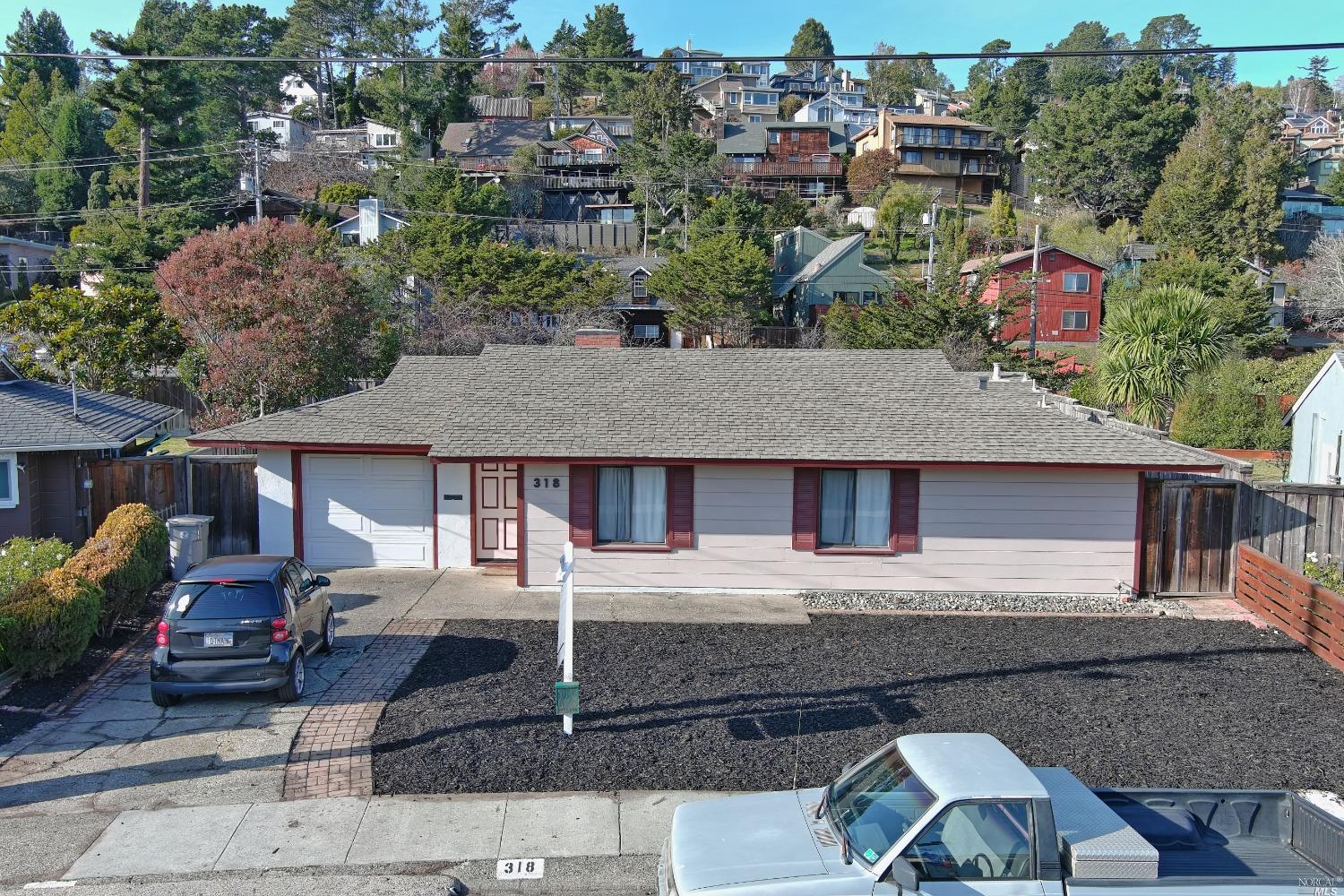 318 Cardinal Court