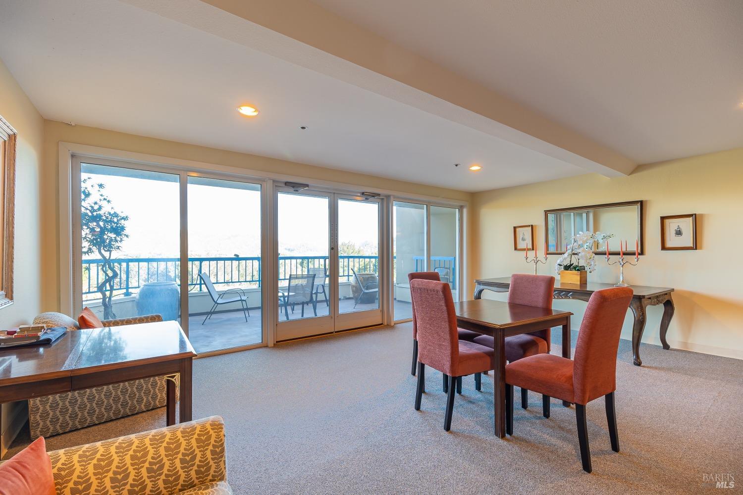 100 Thorndale Drive Unit: 454