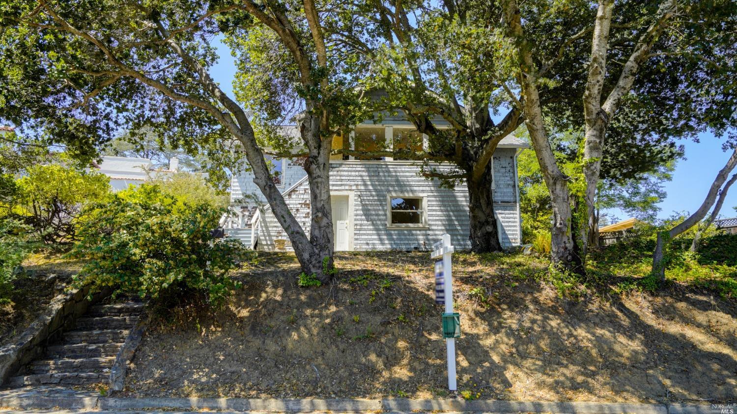 300 Alexander Avenue
